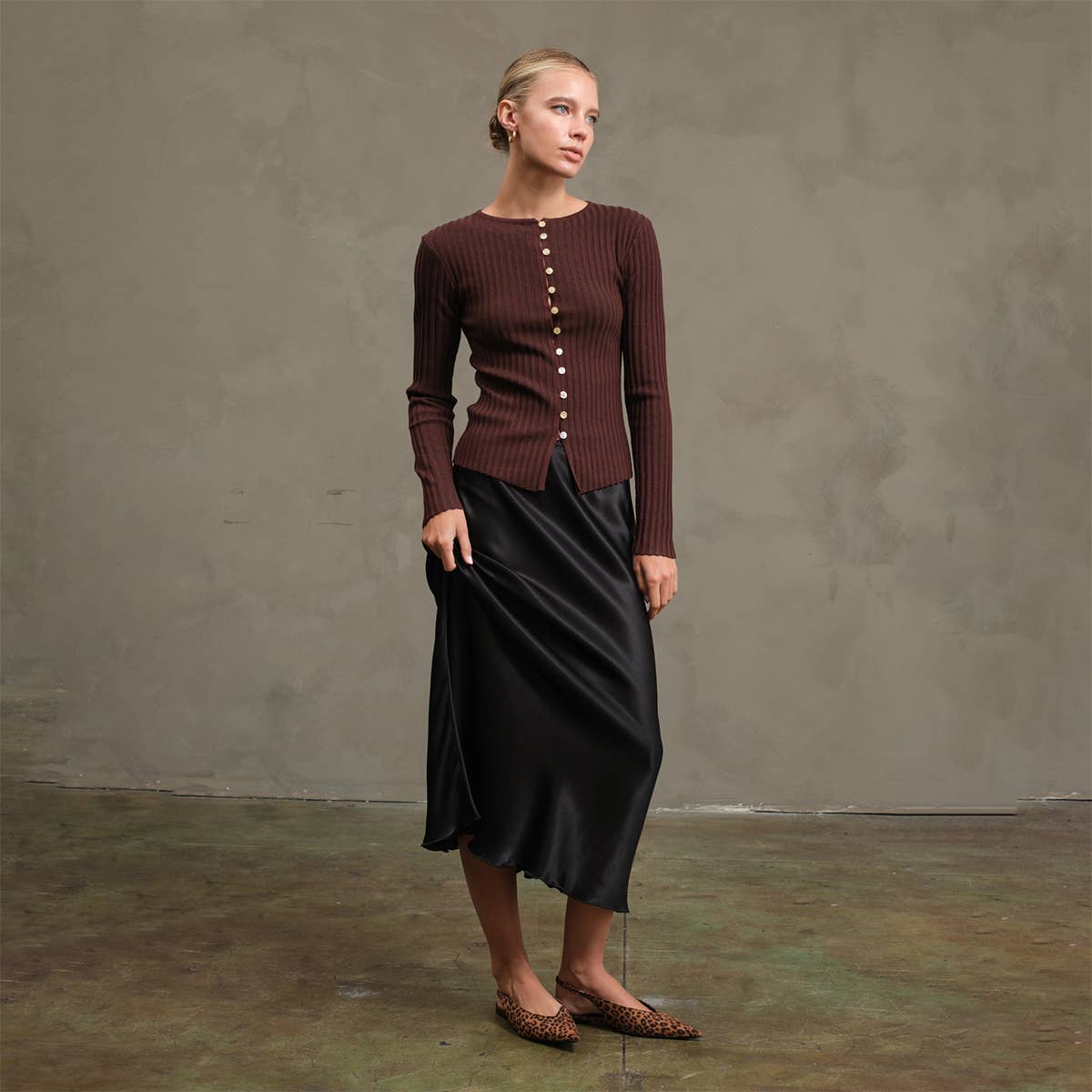 Nel Slim Fit Knit Button Top