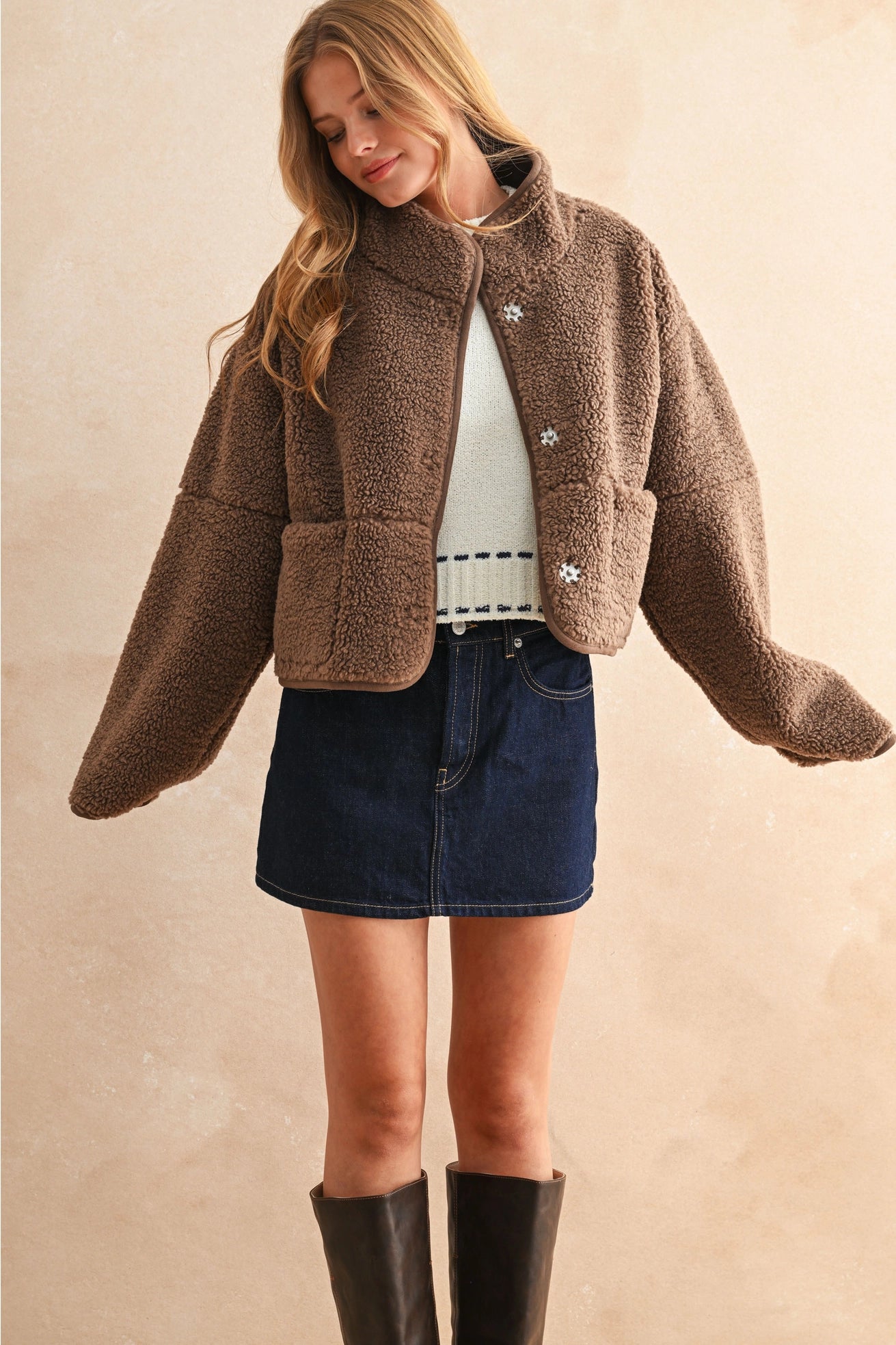 Banks Reversible Sherpa Jacket image 4