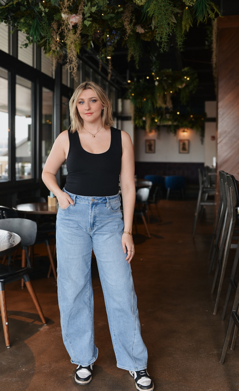 Leo Denim image 2