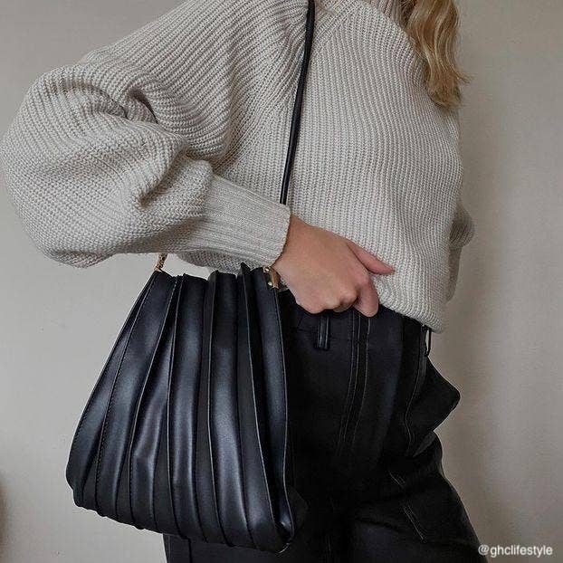 Carrie Textured Shoulder Bag in Black