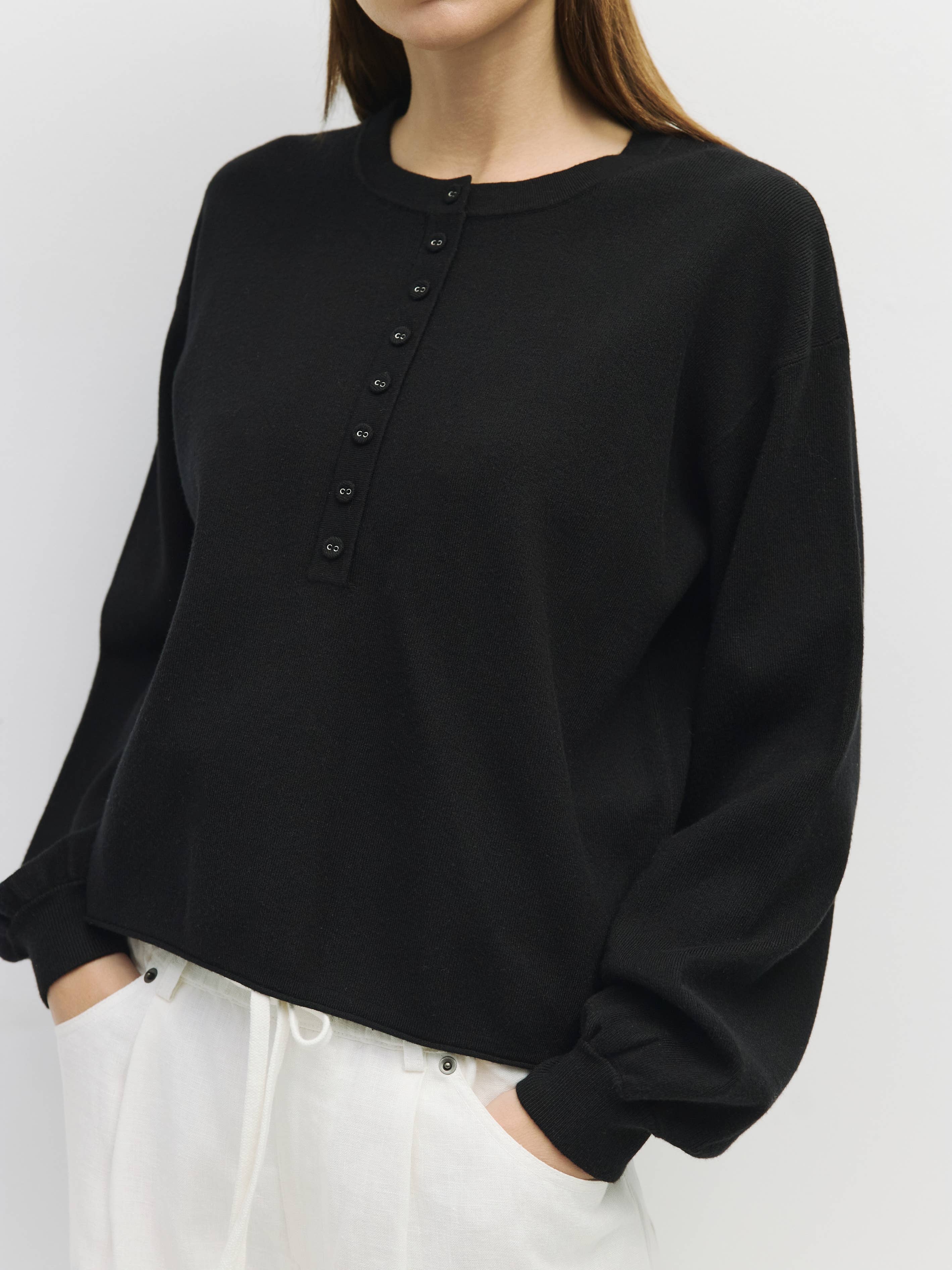 The Lorne Sweater | Semi-Cropped Pullover Sweater