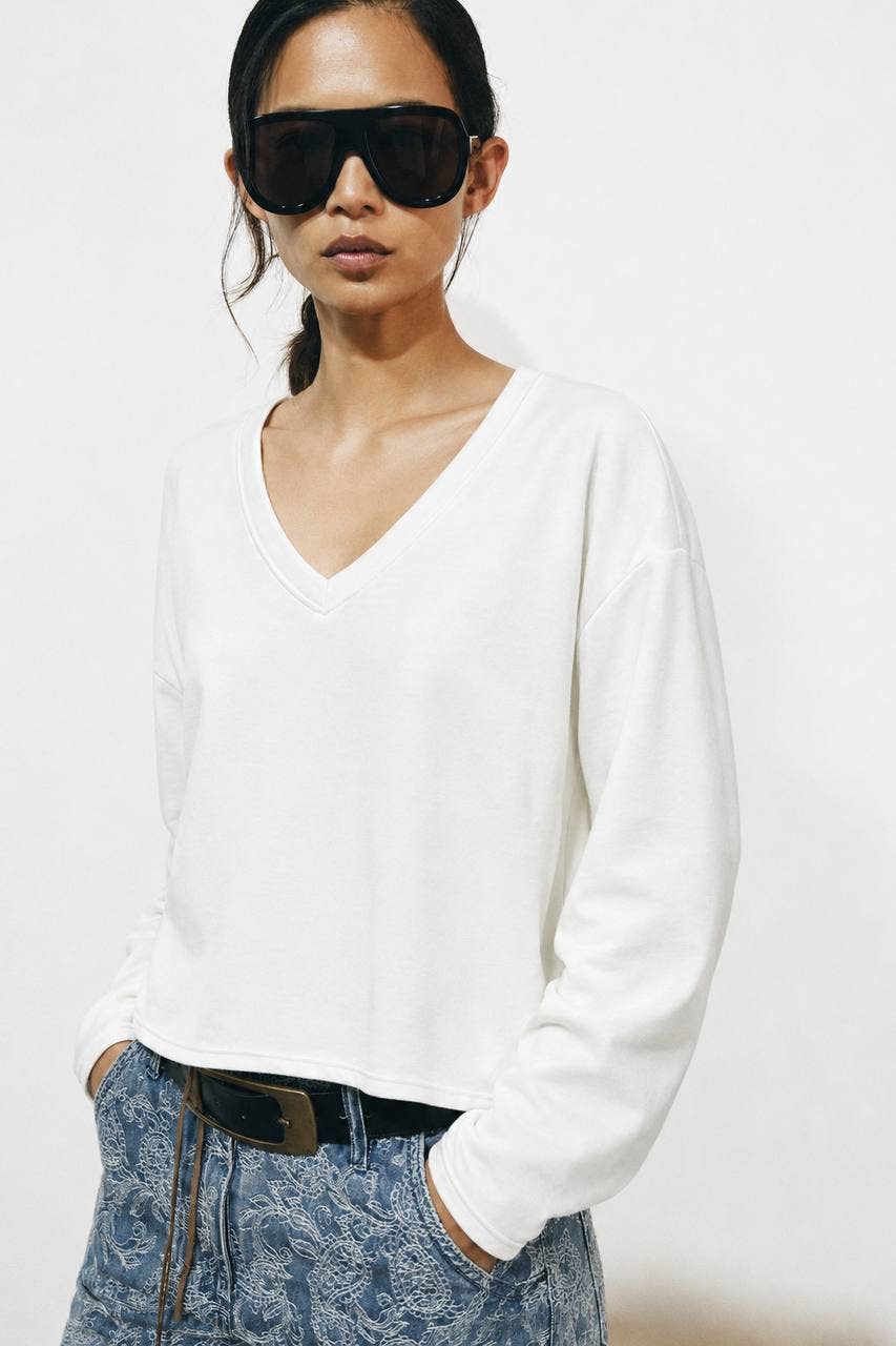 The Weekend Edit V‑Neck Pullover