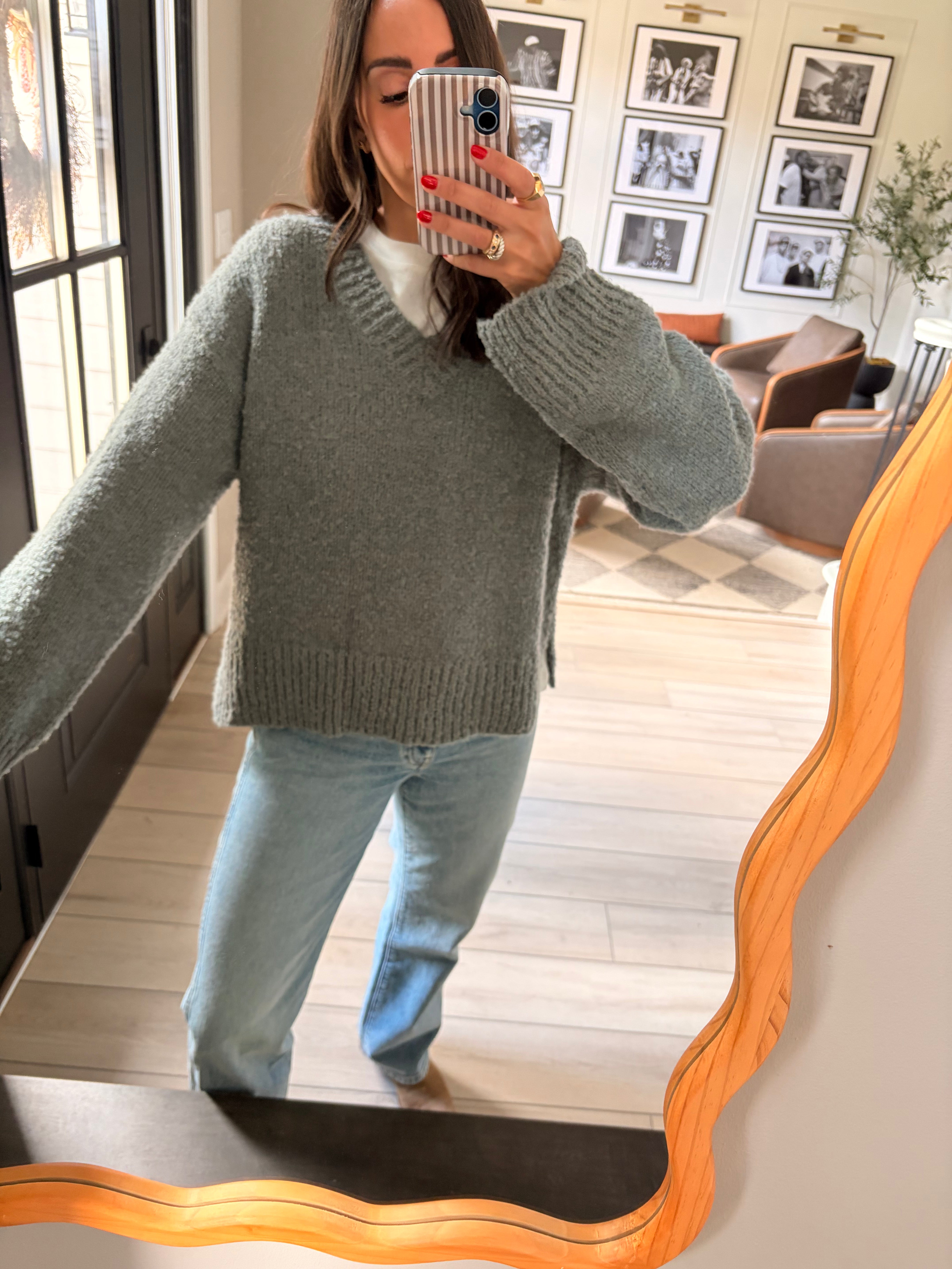 The Glen Sweater | Oversized Boucle Knit V-Neck Sweater