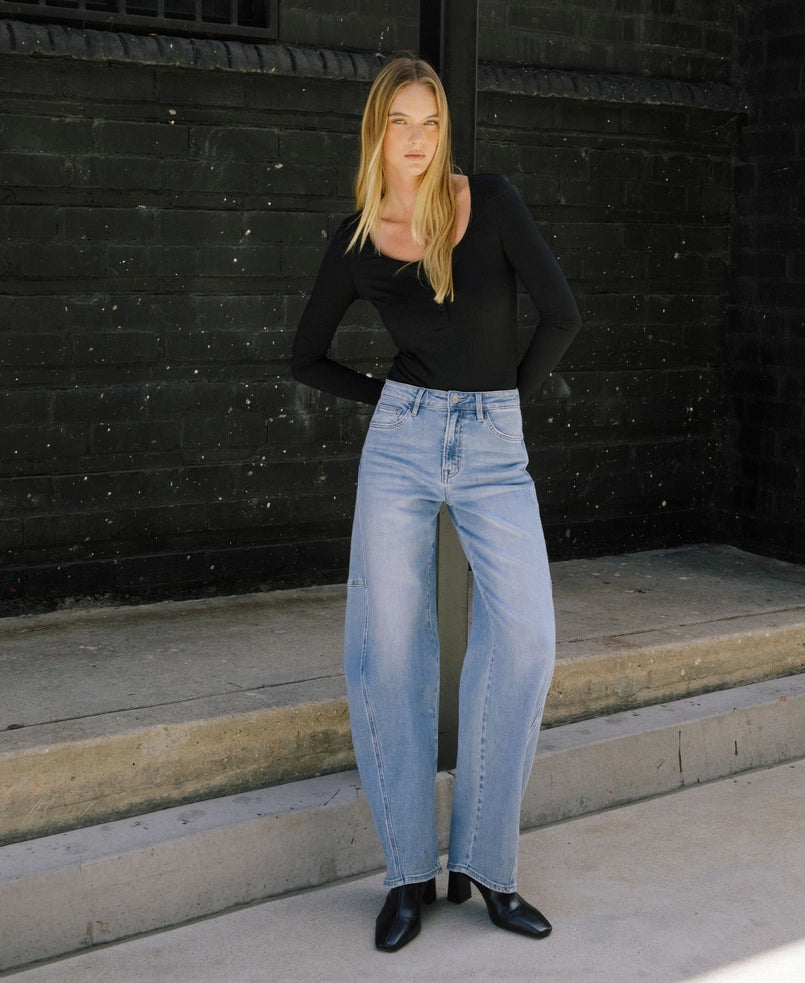 Leo Denim image 3