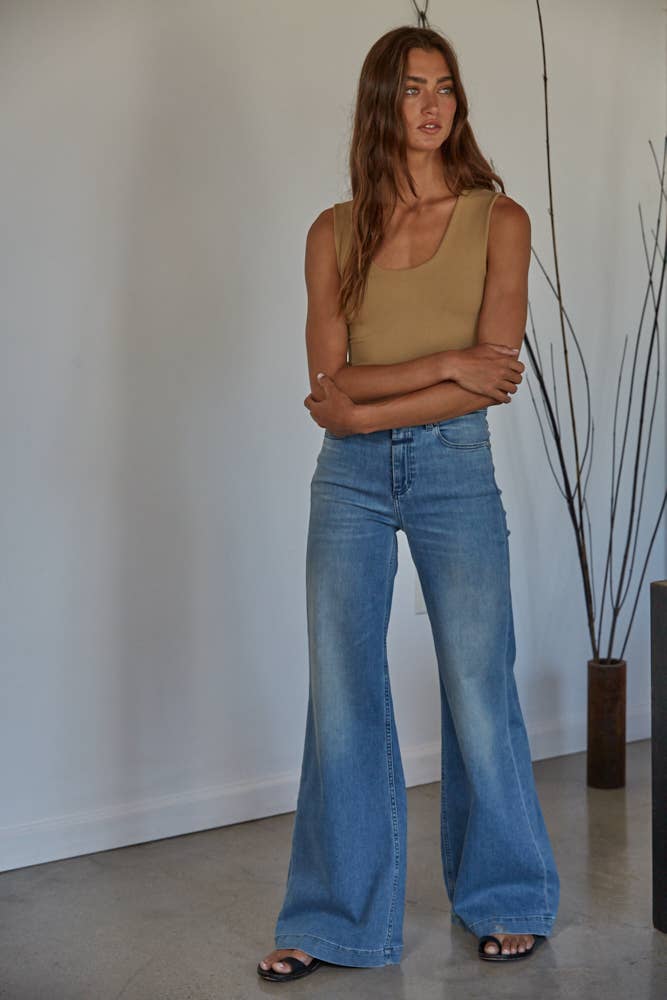 KELLY TANK | DOUBLE LAYERED SEAMLESS TOP