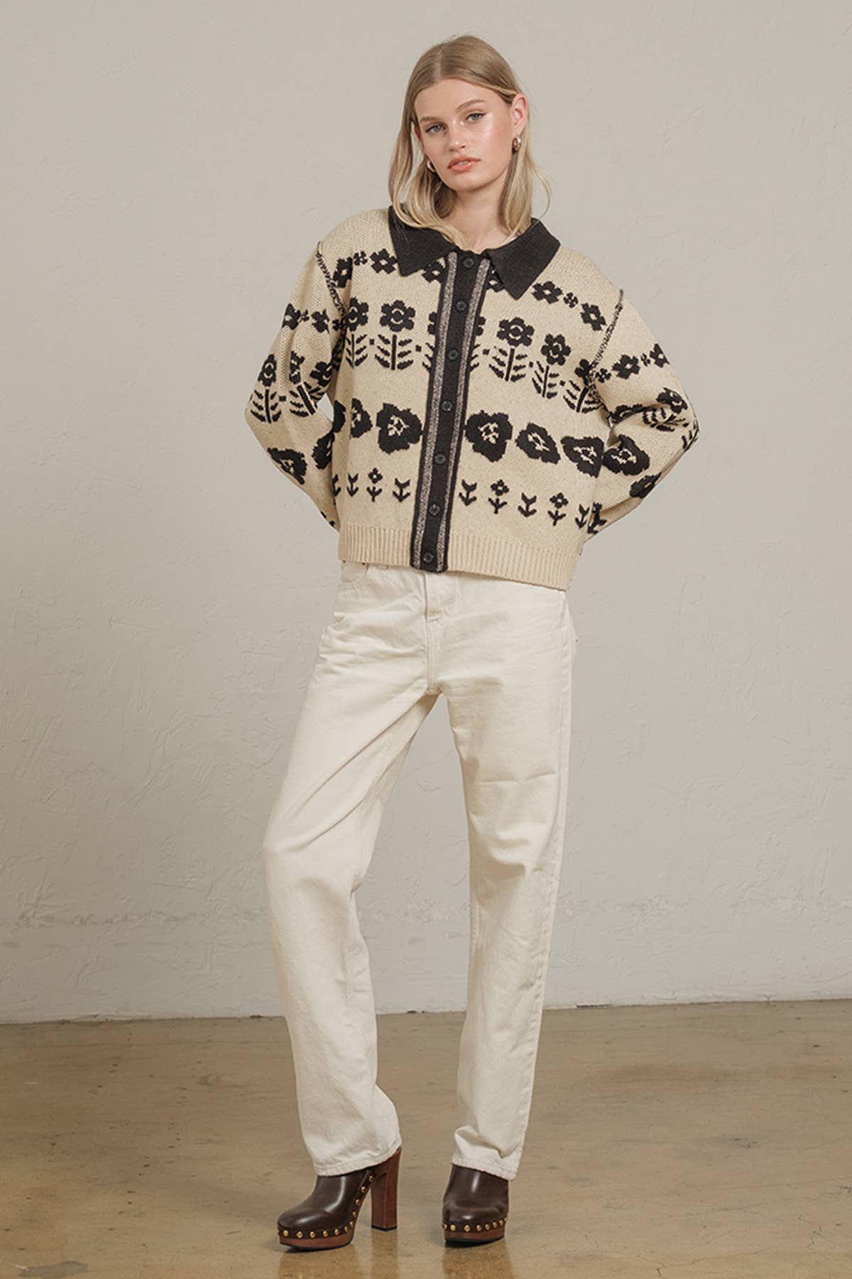 Floral Jacquard Knit Cardigan