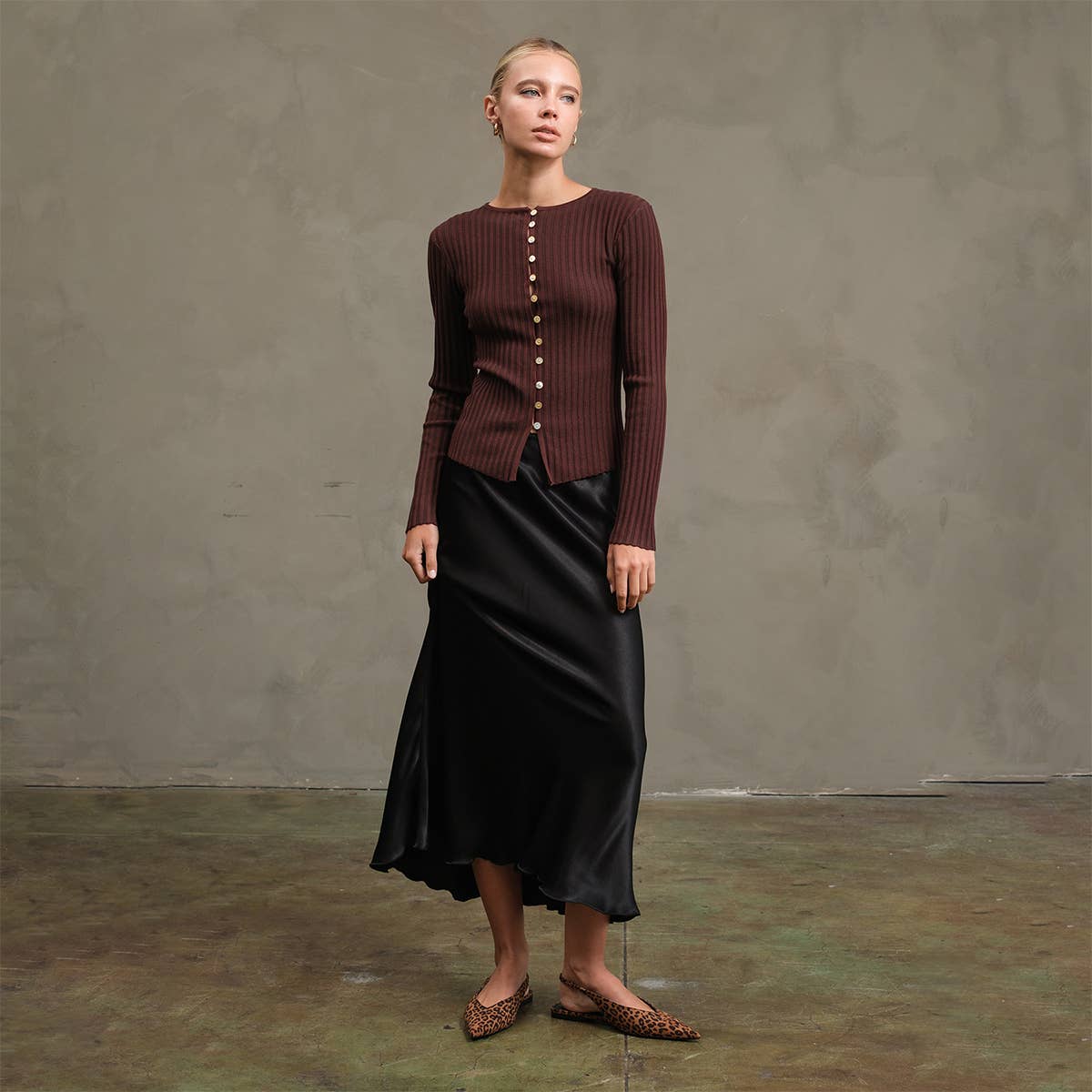 Nel Slim Fit Knit Button Top