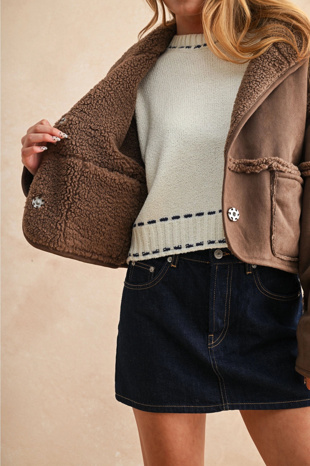 Banks Reversible Sherpa Jacket image 3